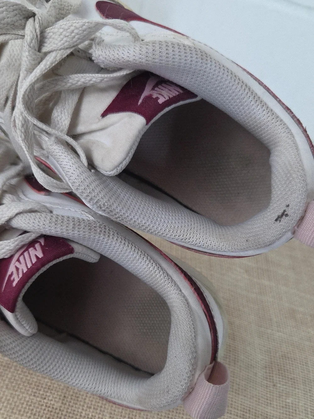 Nike Court Borough Low-Top Sneakers White with Maroon Swoosh 4.5Y